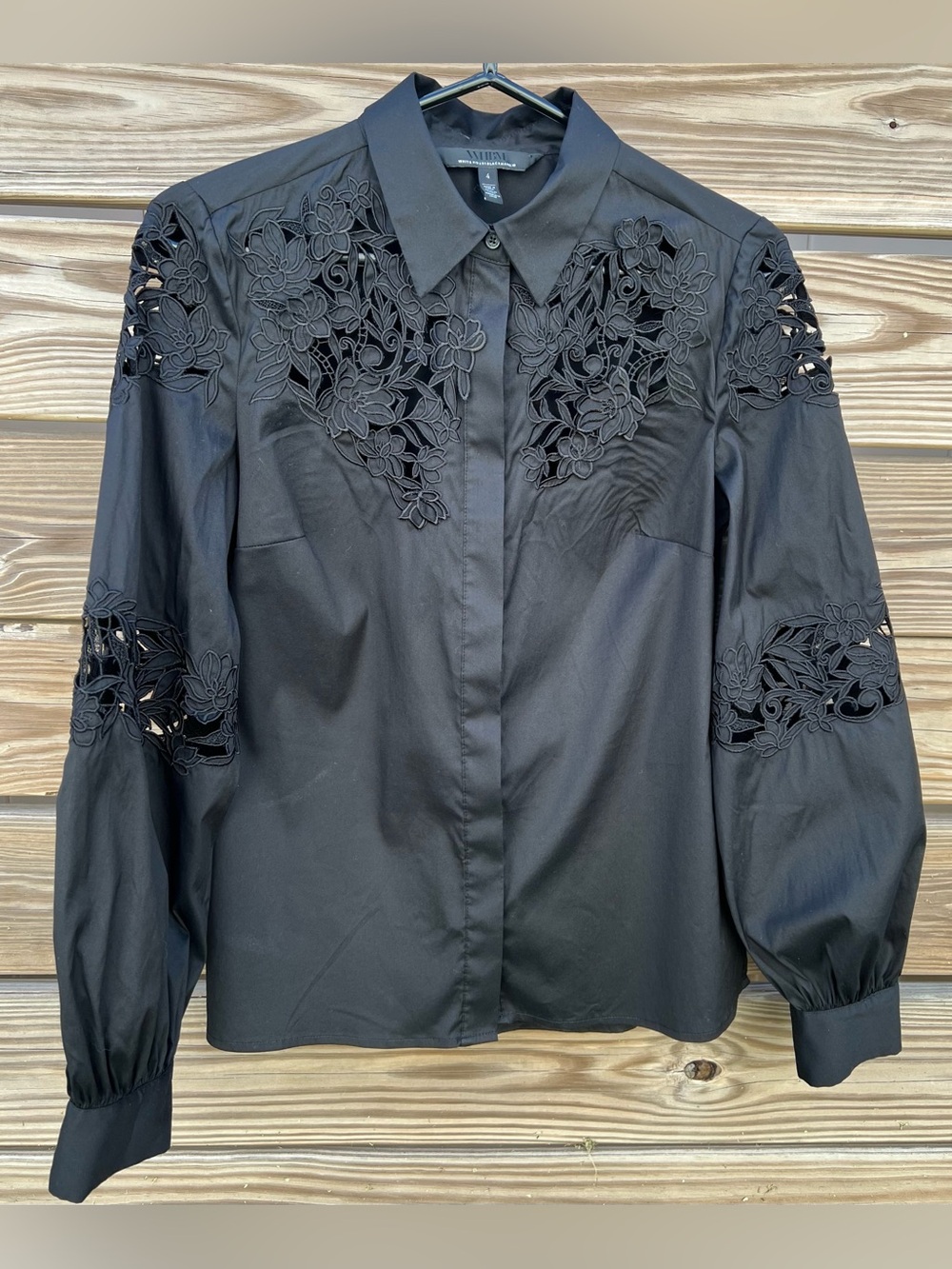 WHBM Black LS Embroidered Poplin Button Down Shirt Blouse Women’s Size 4